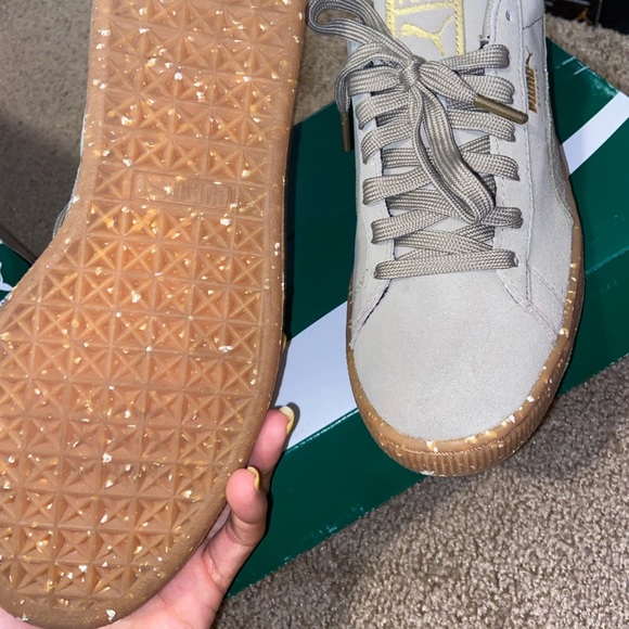 puma shoes - Picture 3 of 5